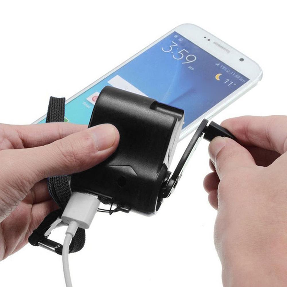 Caricatore USB manuale a manov - Usb Charger Dynamo recensione e prezzo